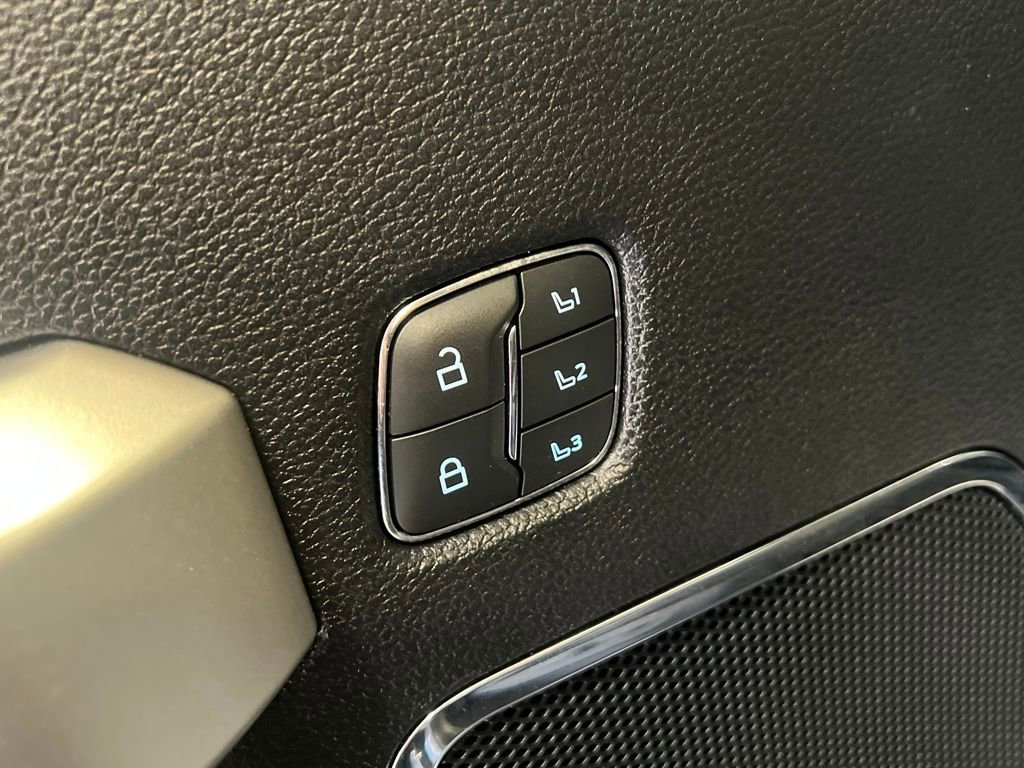 Used 2021 Ford F250 Lariat image 37