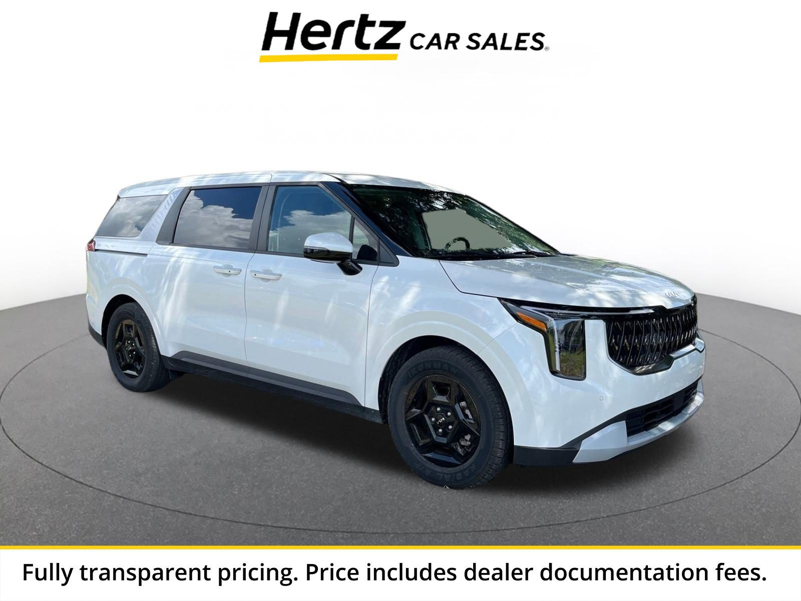 Used 2026 Kia Carnival FWD image 1