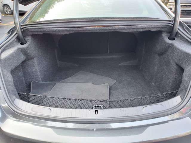 Used 2018 Chevrolet Impala Premier FWD image 11