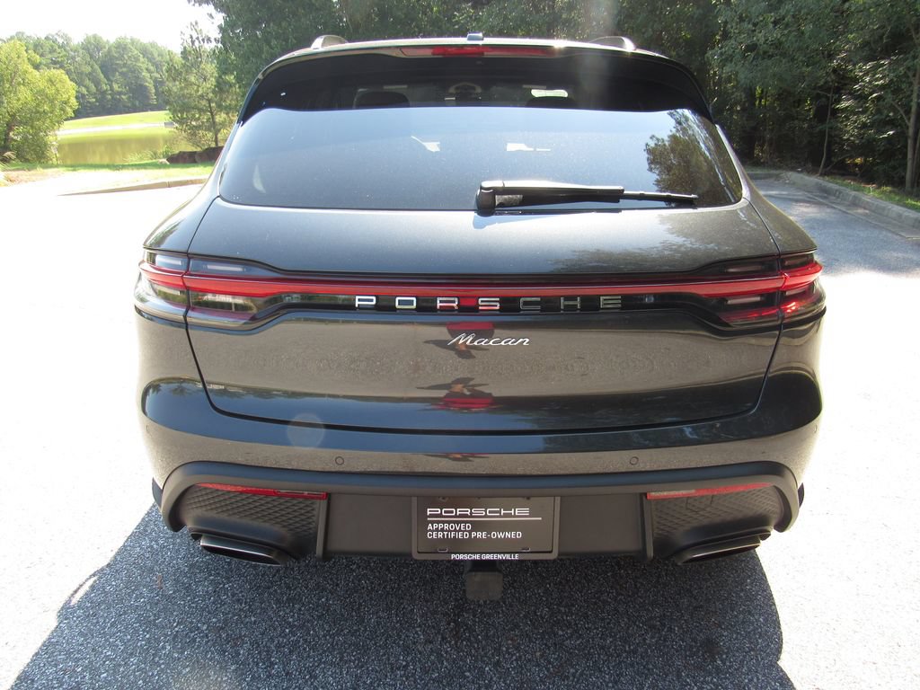 Certified 2026 Porsche Macan AWD/4WD image 6