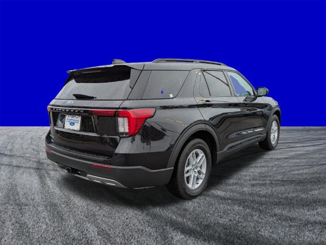 Certified 2026 Ford Explorer Active w/ Active Comfort Package RWD image 4