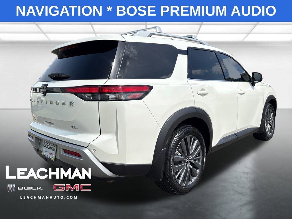 Used 2022 Nissan Pathfinder SL w/ SL Premium Package FWD image 3