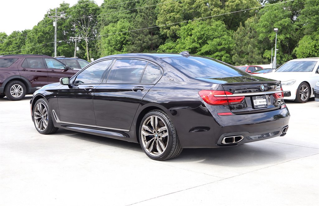 Used 2018 BMW M760i xDrive AWD/4WD image 5
