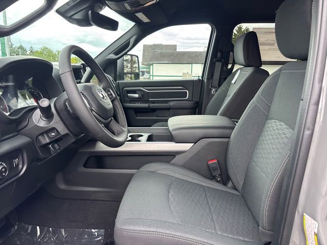 New 2026 RAM 2500 Big Horn AWD/4WD image 6