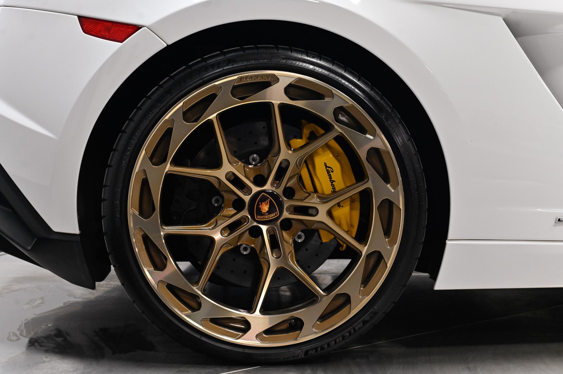 Used 2013 Lamborghini Gallardo LP 560-4 AWD/4WD image 17