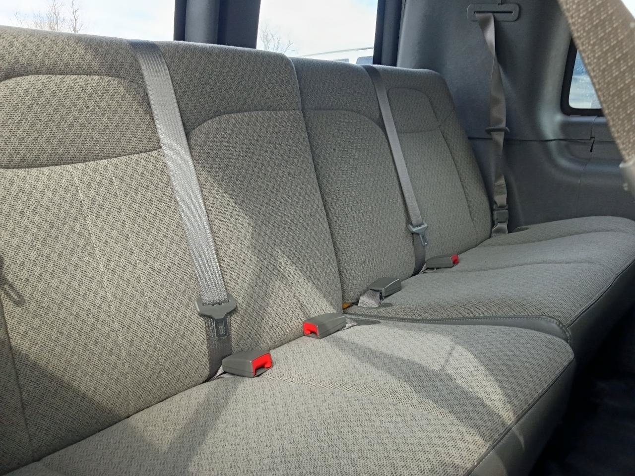 Used 2022 Chevrolet Express 3500 LS RWD image 27