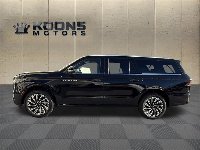 New 2025 Lincoln Navigator L Black Label video 2