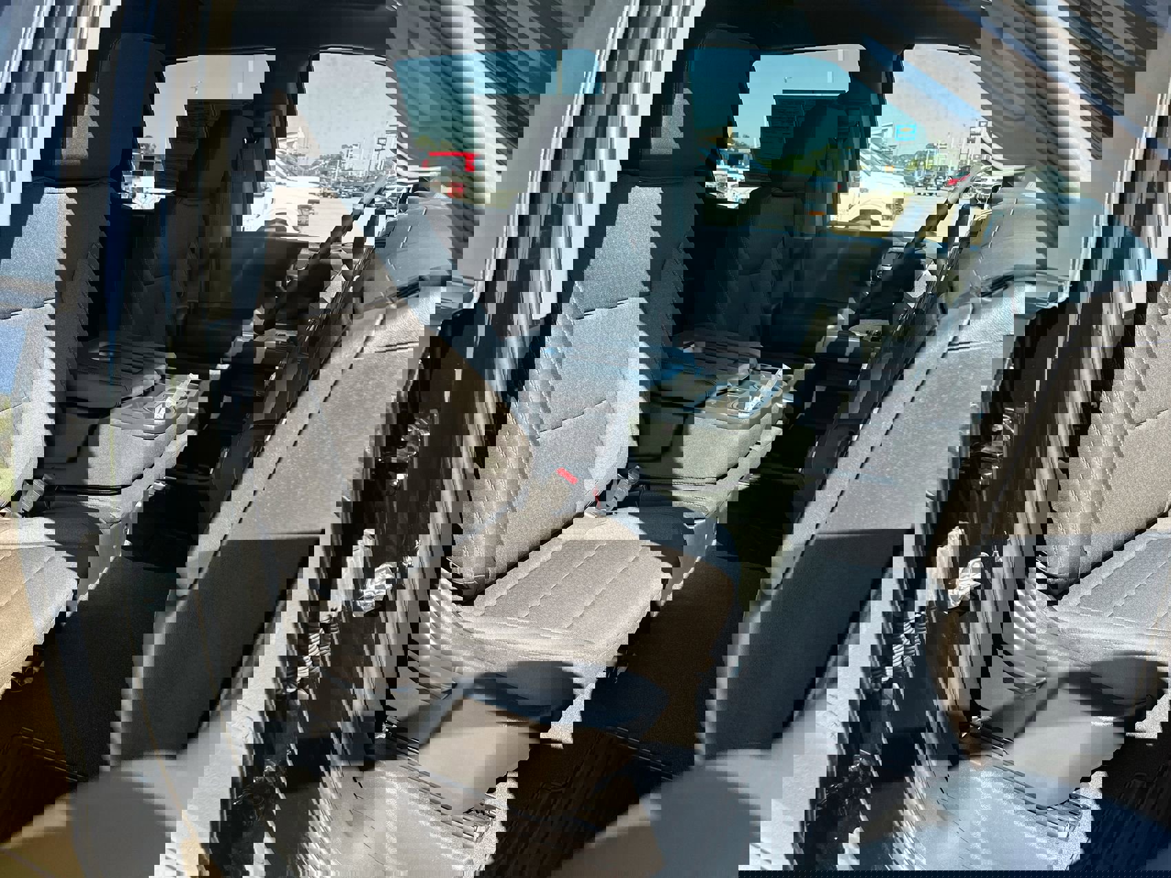 Used 2025 Chevrolet Silverado 1500 Custom image 23