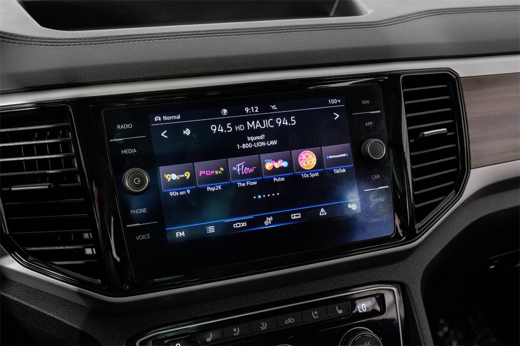 Used 2021 Volkswagen Atlas SEL Premium image 34