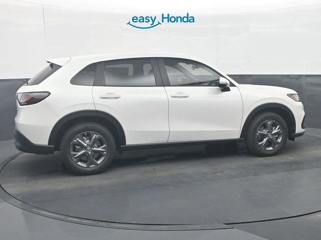 New 2026 Honda HR-V LX image 8