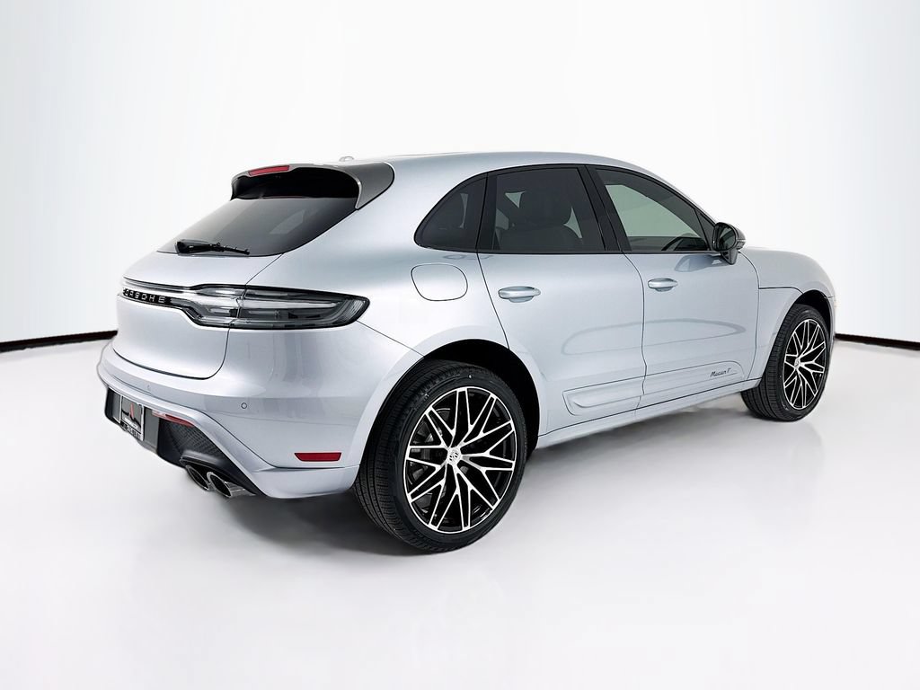 New 2026 Porsche Macan AWD/4WD image 9