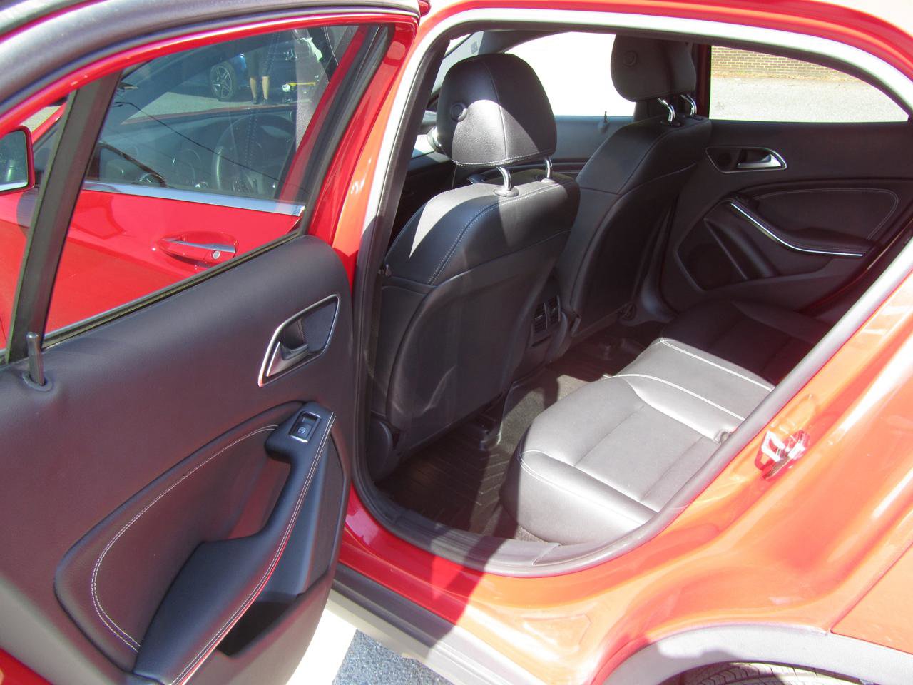 Used 2018 Mercedes-Benz GLA 250 4MATIC image 20