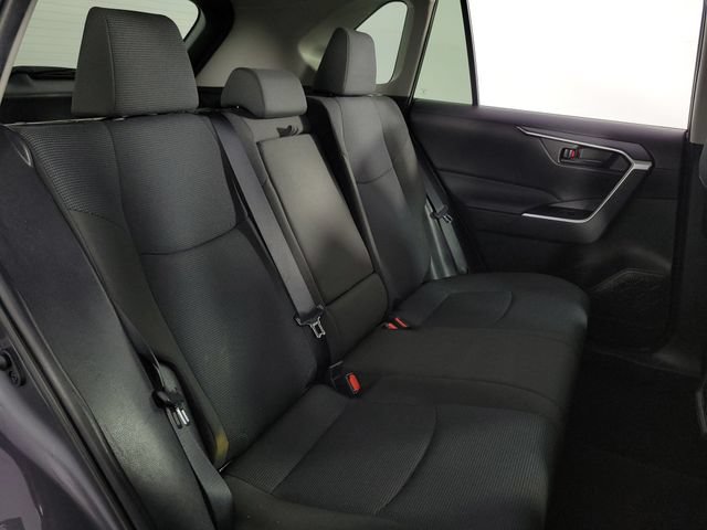 Used 2022 Toyota RAV4 LE FWD image 16