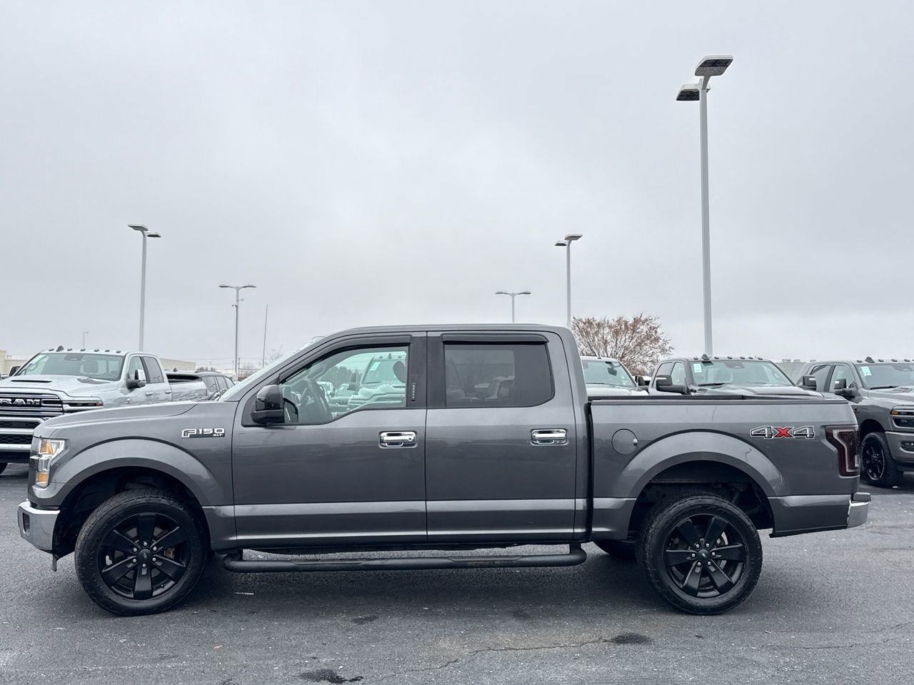 Used 2015 Ford F150 XLT w/ Trailer Tow Package image 6
