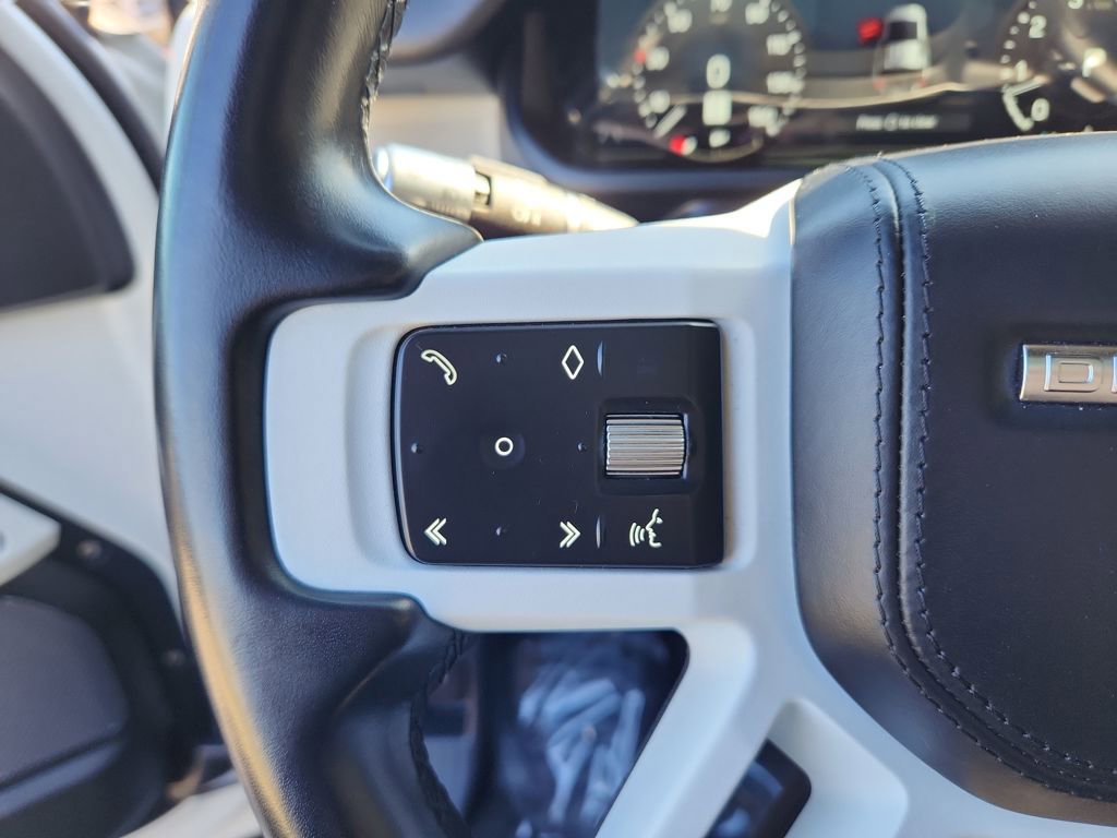 Used 2022 Land Rover Defender 110 X-Dynamic HSE image 17