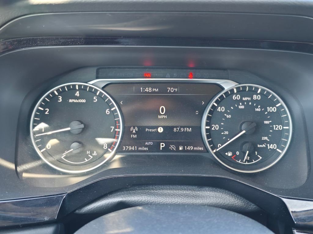 Used 2025 Nissan Pathfinder SV image 5