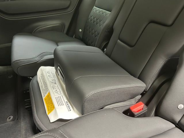 Used 2025 Volvo XC90 B6 Plus AWD/4WD image 14