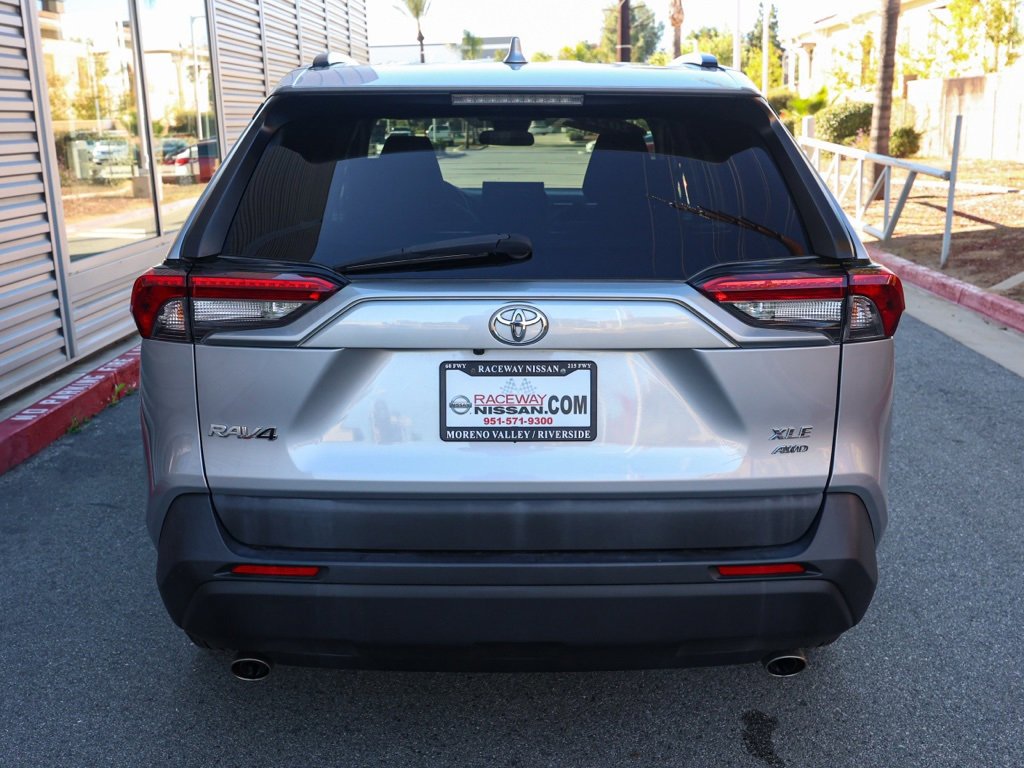 Used 2022 Toyota RAV4 XLE image 5
