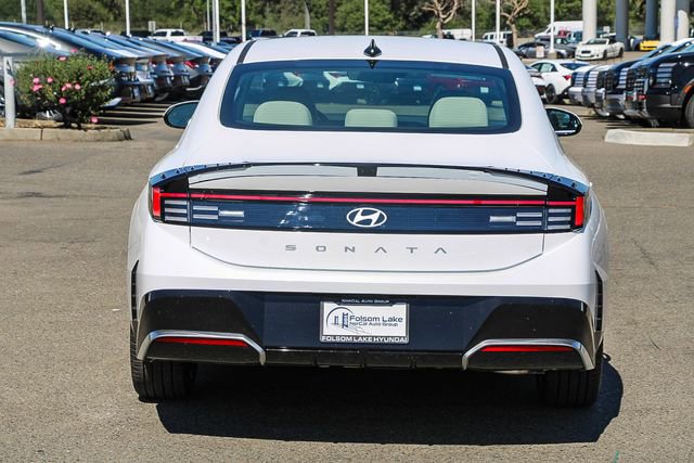New 2026 Hyundai Sonata SEL FWD image 4