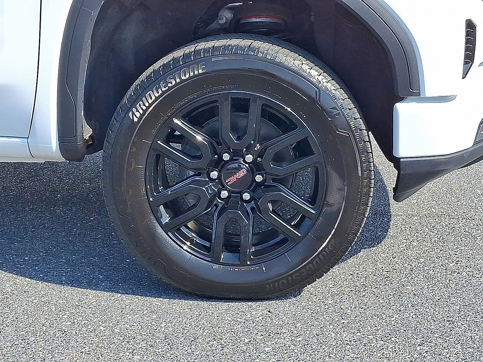 Used 2024 GMC Sierra 1500 Elevation AWD/4WD image 8