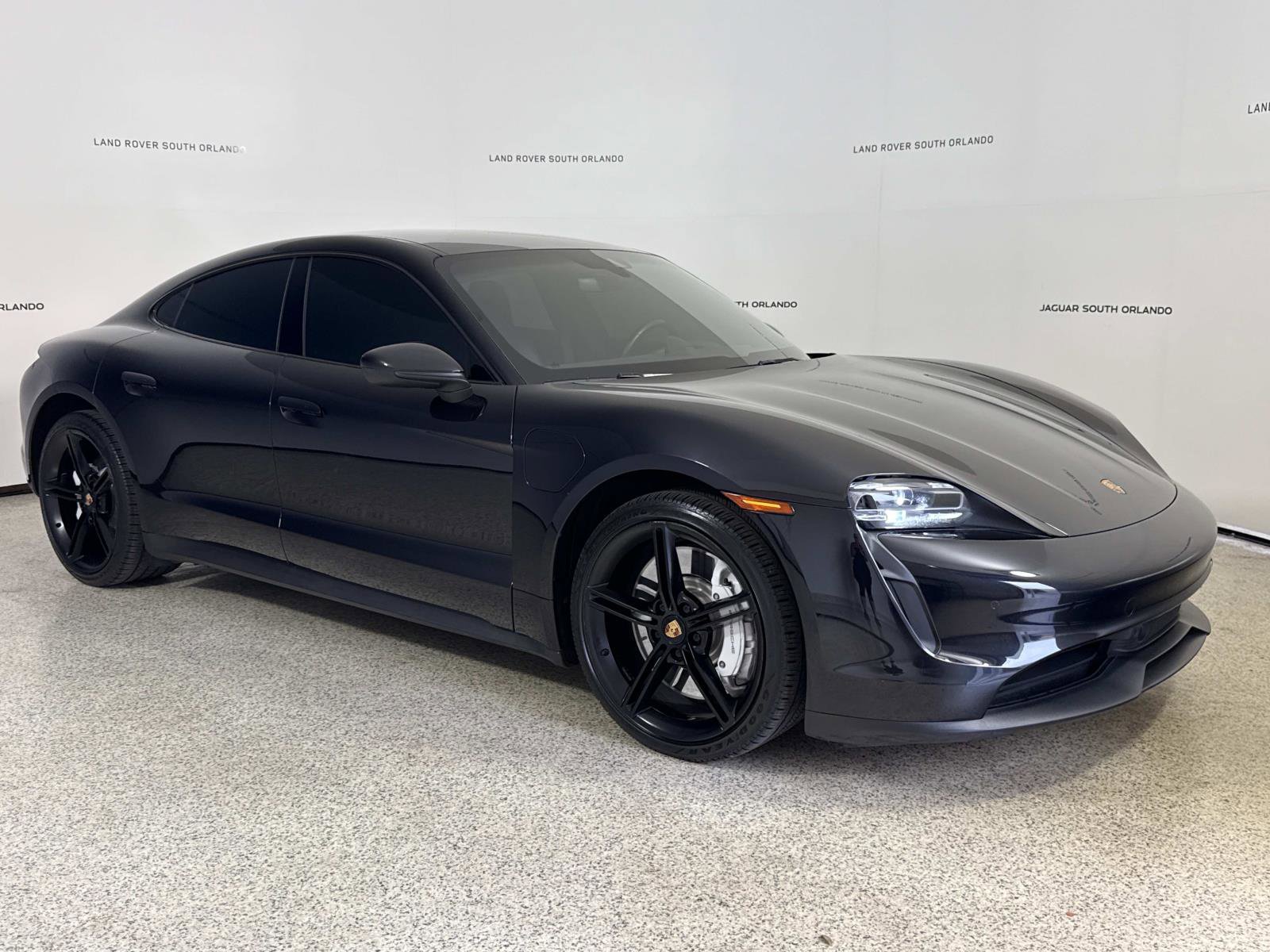 Used 2022 Porsche Taycan 4S AWD/4WD image 7