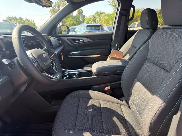 New 2027 Chevrolet Traverse LT w/ Driver Confidence Package FWD image 20