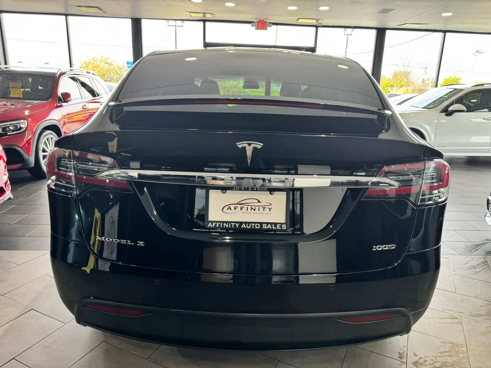 Used 2017 Tesla Model X 100D image 4