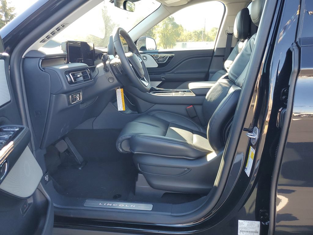 New 2025 Lincoln Aviator Reserve w/ Equipment Group 201A AWD/4WD image 8