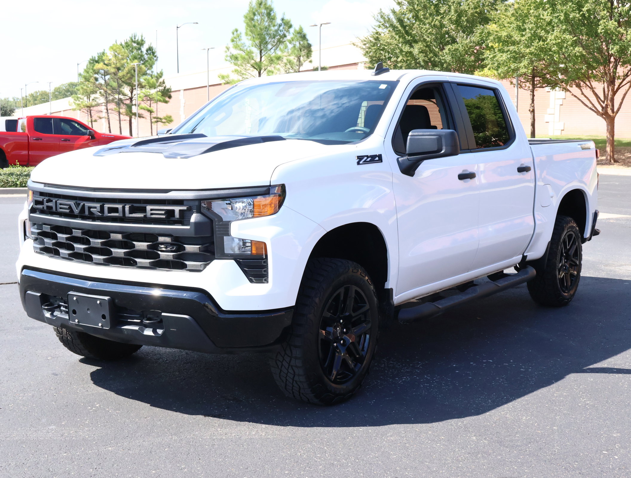 Certified 2024 Chevrolet Silverado 1500 Custom Trail Boss w/ Dark Appearance Package image 28