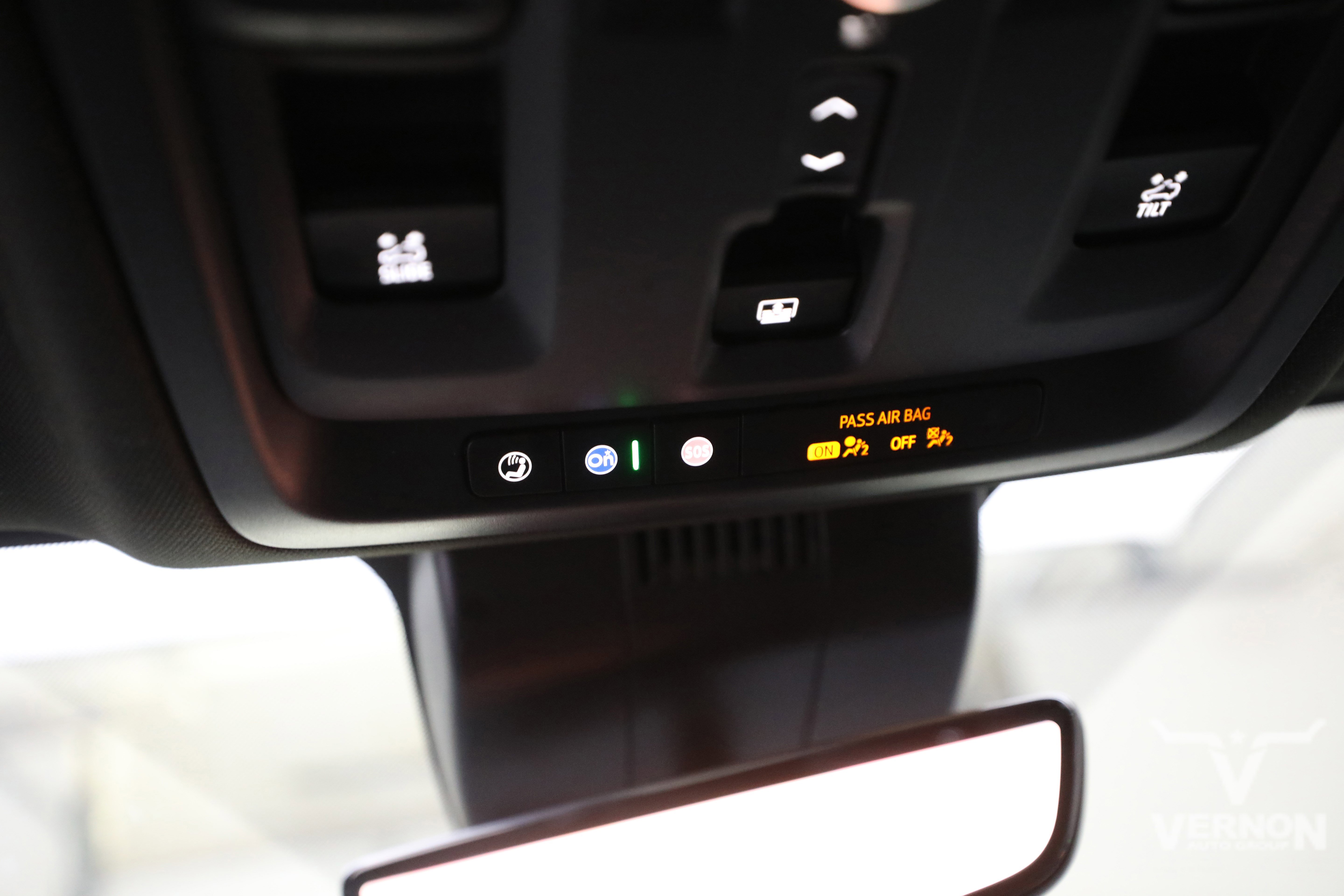 Used 2024 GMC Yukon Denali w/ Advanced Technology Package image 27