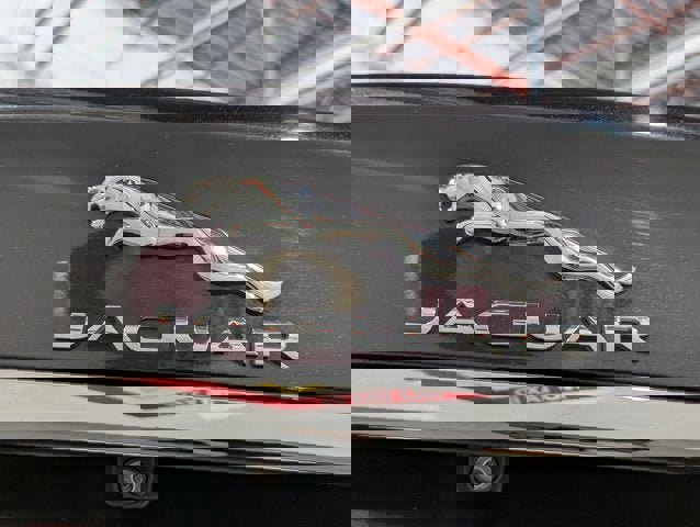 Used 2019 Jaguar XF Prestige image 52