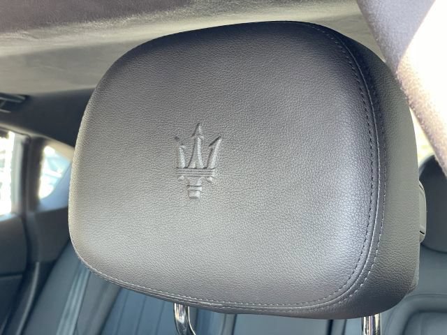 Used 2018 Maserati Quattroporte S Q4 AWD/4WD image 4