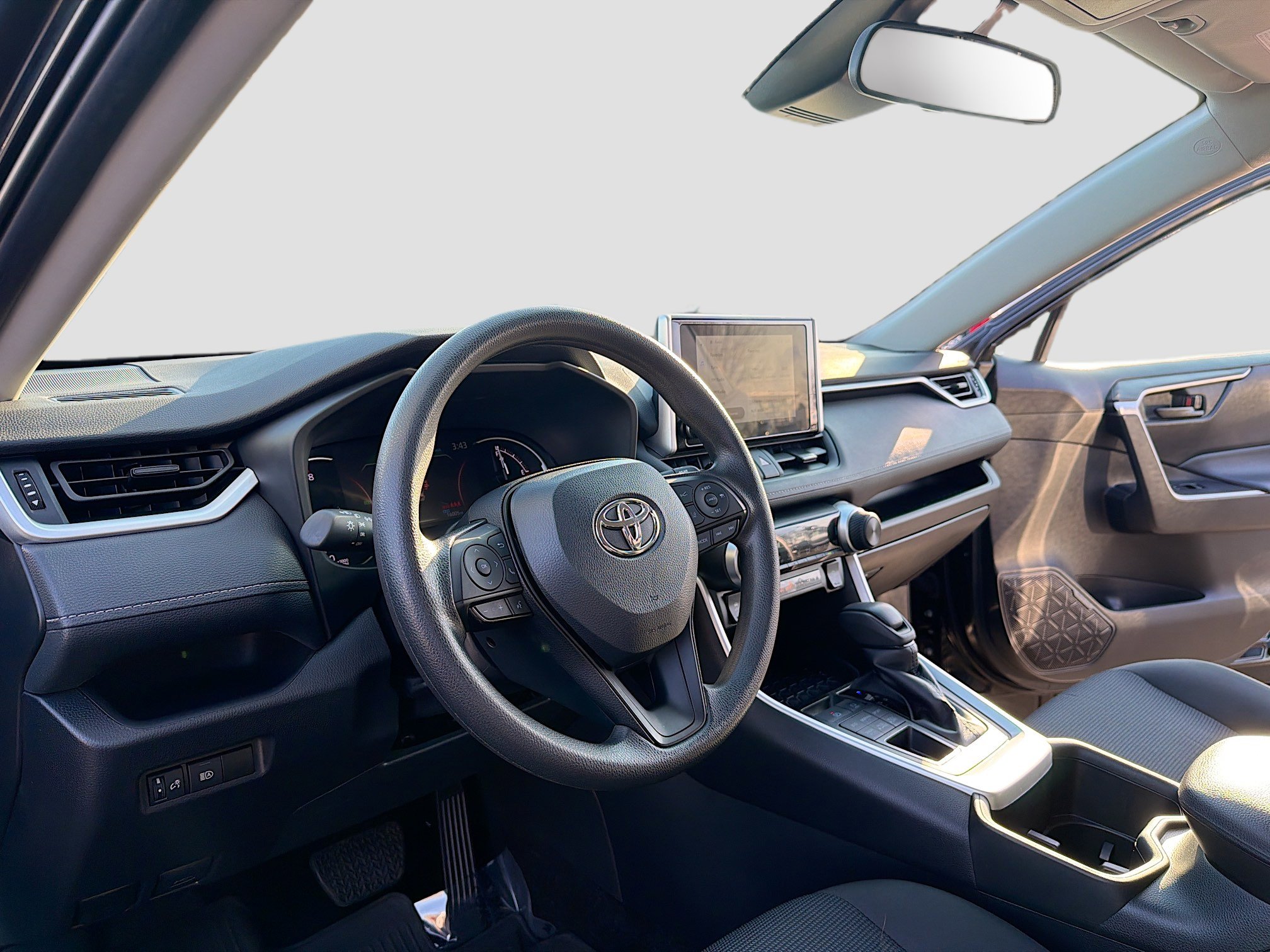 Used 2024 Toyota RAV4 LE image 3