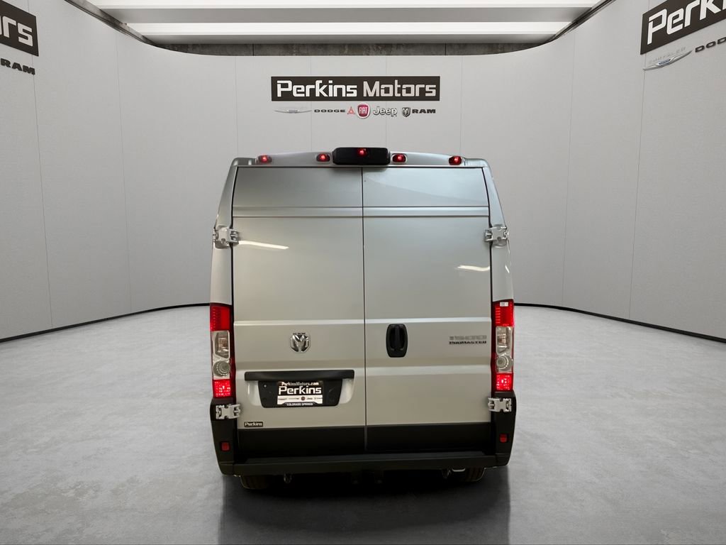 New 2025 RAM ProMaster 1500 w/ Quick Order Package 22G SLT image 8