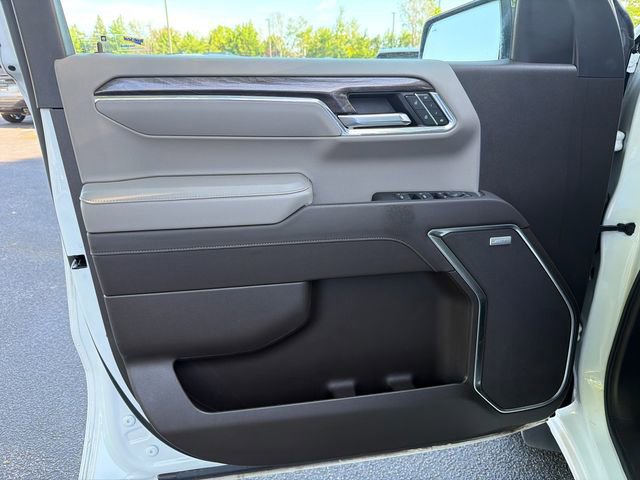 Used 2024 Chevrolet Silverado 1500 LTZ w/ LTZ Convenience Package II image 10