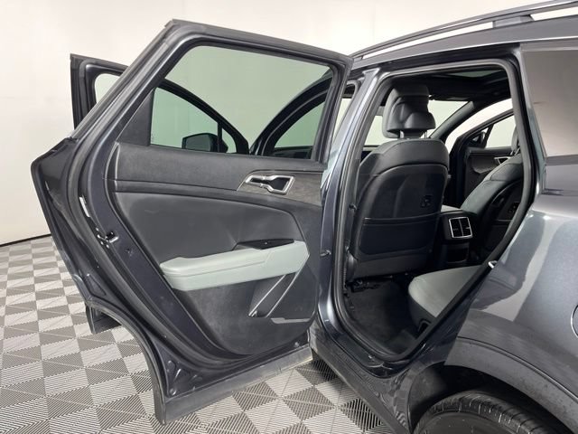 Used 2023 Kia Sportage X-Line w/ X-Line Premium Package AWD/4WD image 38