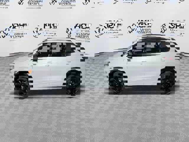 New 2025 Volkswagen Tiguan SE R-Line image 6