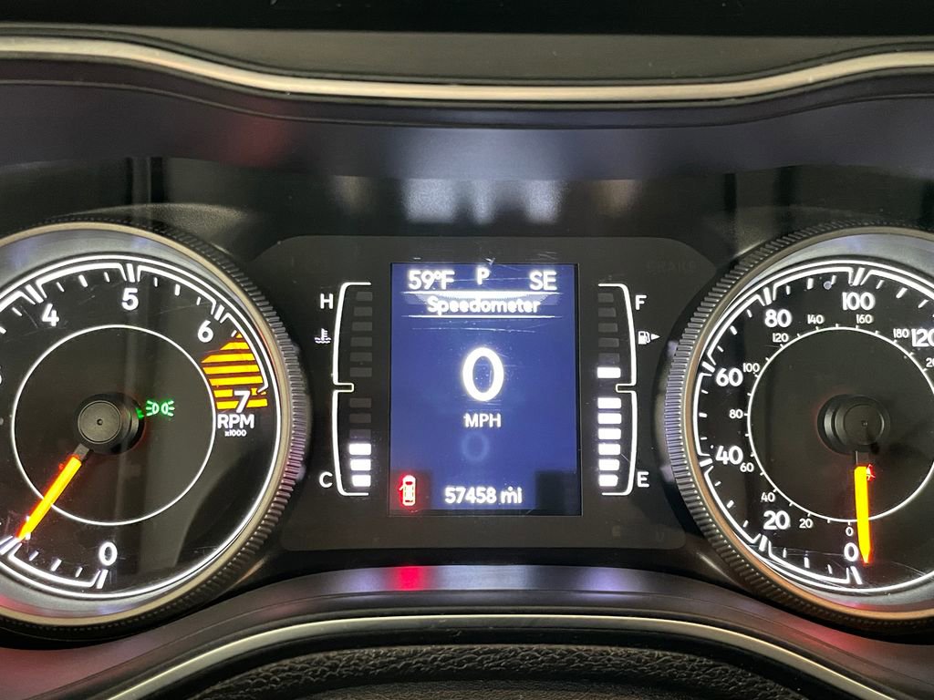 Used 2019 Jeep Cherokee Latitude Plus AWD/4WD image 26