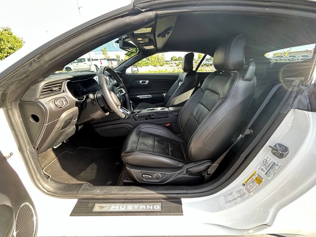 Used 2019 Ford Mustang GT Premium w/ Equipment Group 401A RWD image 12