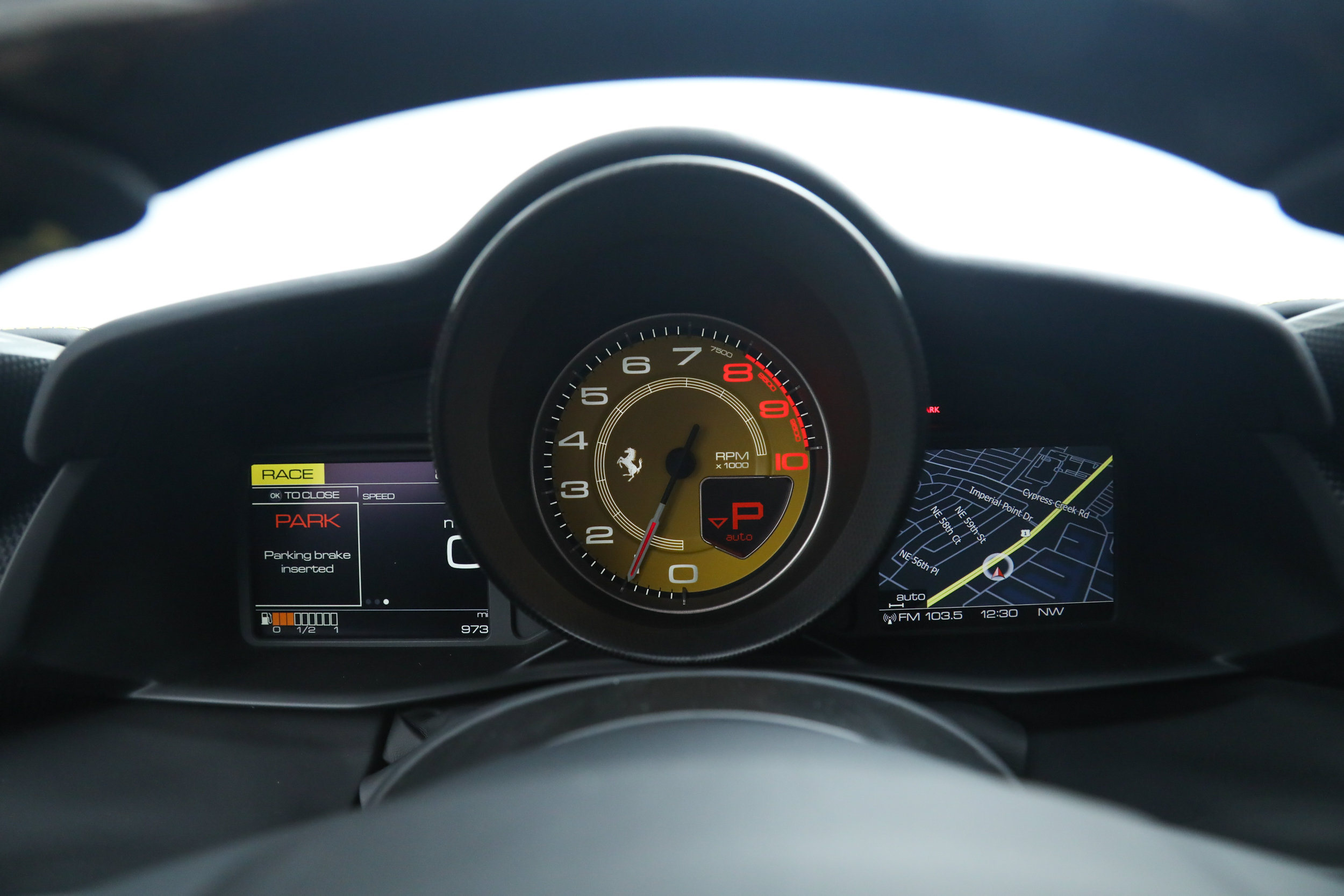 Used 2017 Ferrari 488 GTB RWD image 27