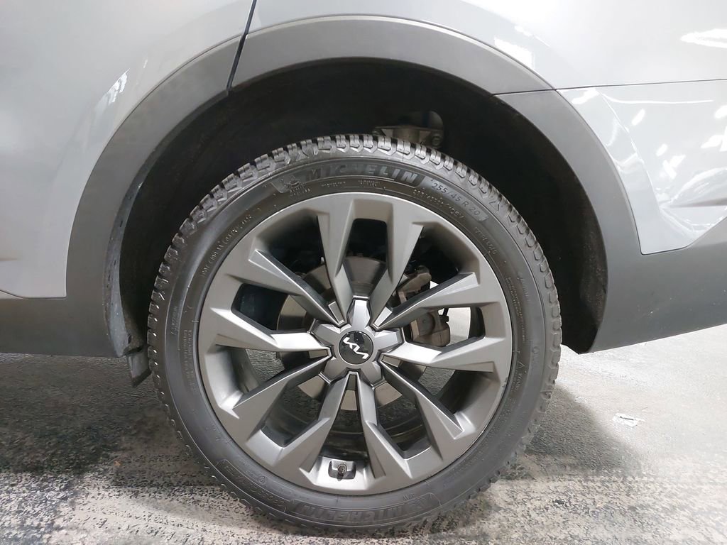 Used 2023 Kia Sorento X-Line EX image 36