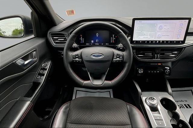 Used 2023 Ford Escape ST-Line w/ Tech Pack #1 image 9