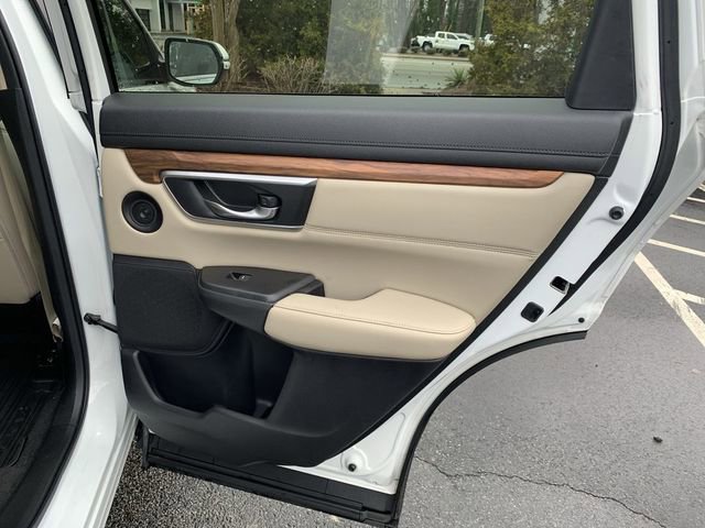 Used 2019 Honda CR-V Touring image 11
