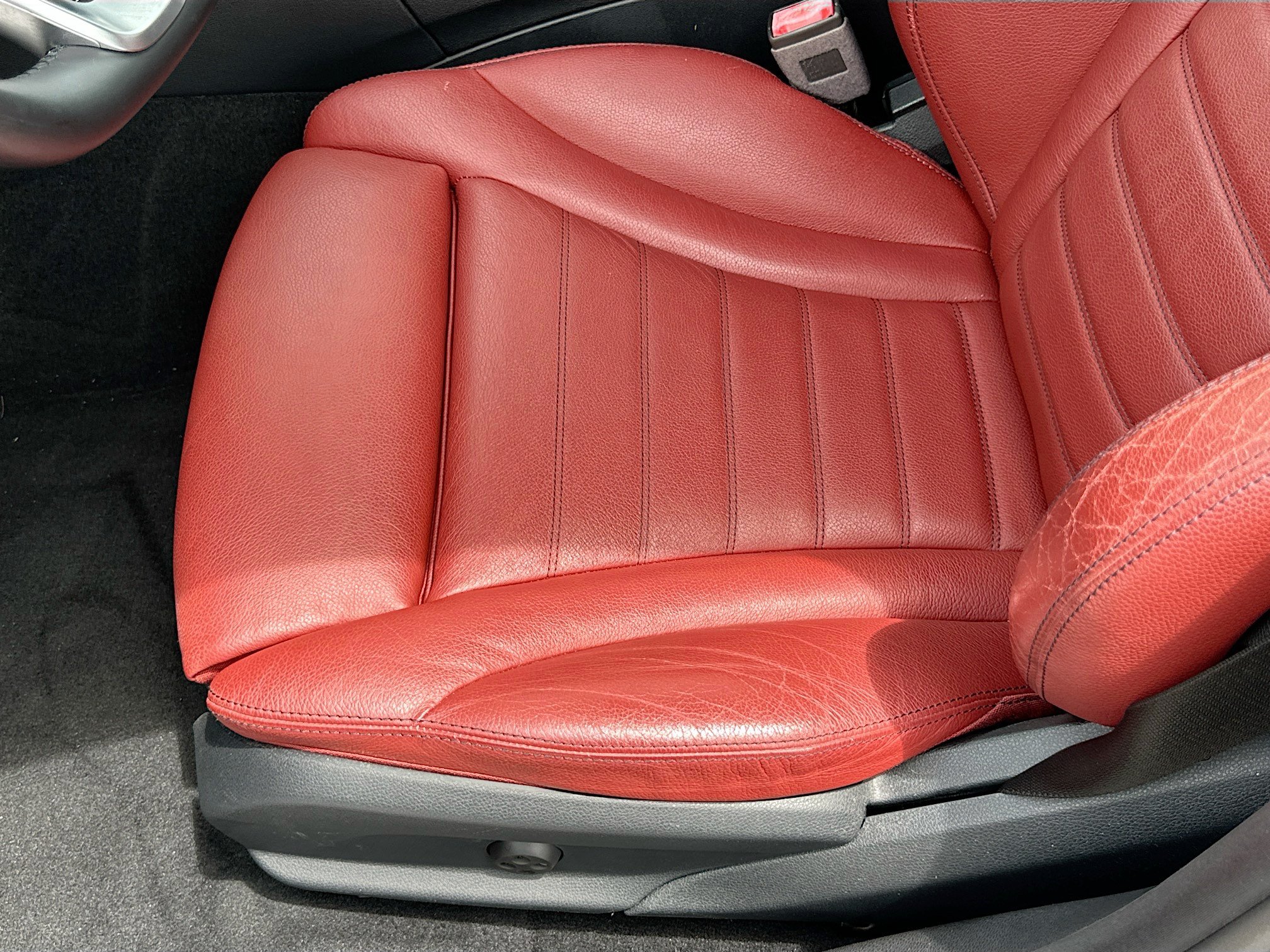 Used 2020 Mercedes-Benz C 300 Sedan image 19