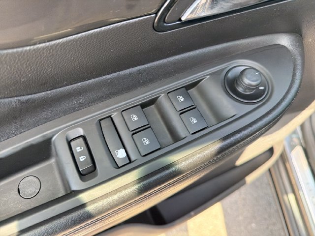 Used 2017 Buick Encore Preferred FWD image 17