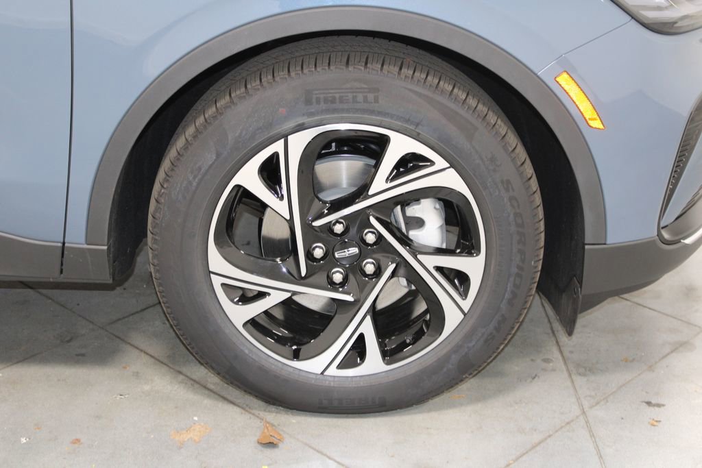 New 2026 Lincoln Nautilus Premier w/ Equipment Group 102A image 12