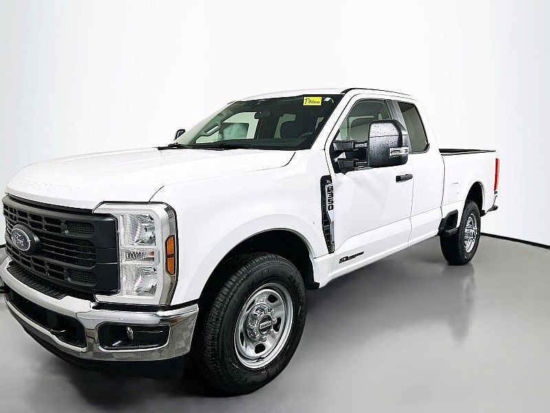 New 2026 Ford F350 XL w/ XL Chrome Package RWD image 3