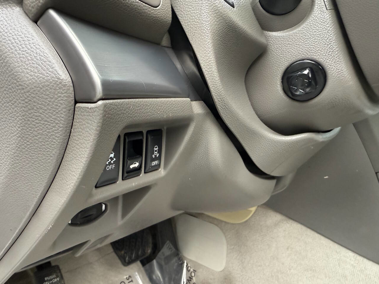 Used 2011 INFINITI G37 Journey w/ Premium Pkg image 21