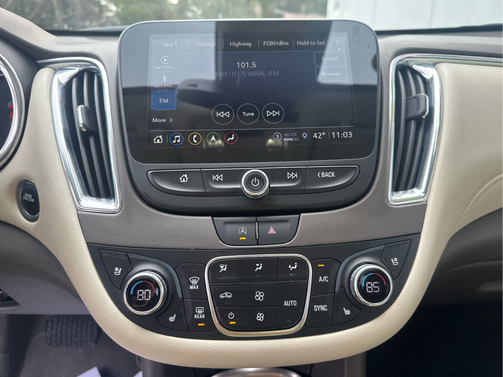 Used 2024 Chevrolet Malibu LT FWD image 28