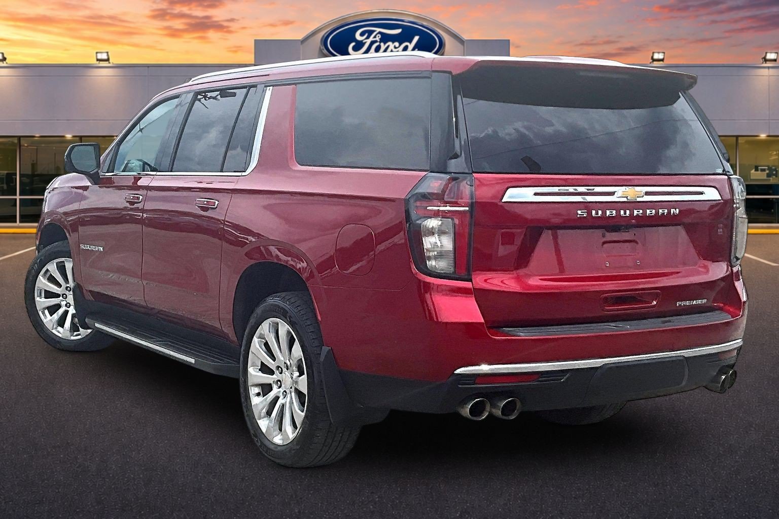 Used 2021 Chevrolet Suburban Premier w/ Premium Package AWD/4WD video 2